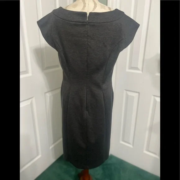 Evan-Picone Sheath Dress - Picture 2 of 7